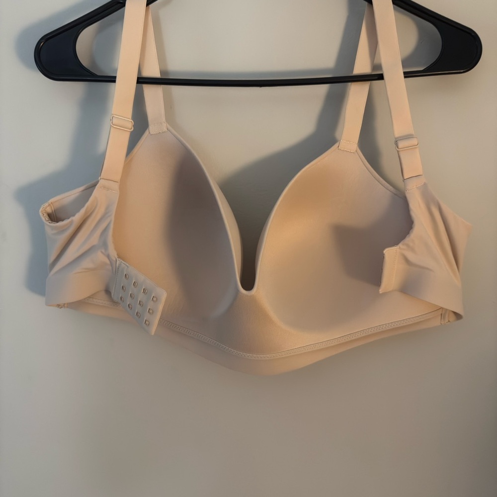 Soma Enbliss Wireless Bra View 2